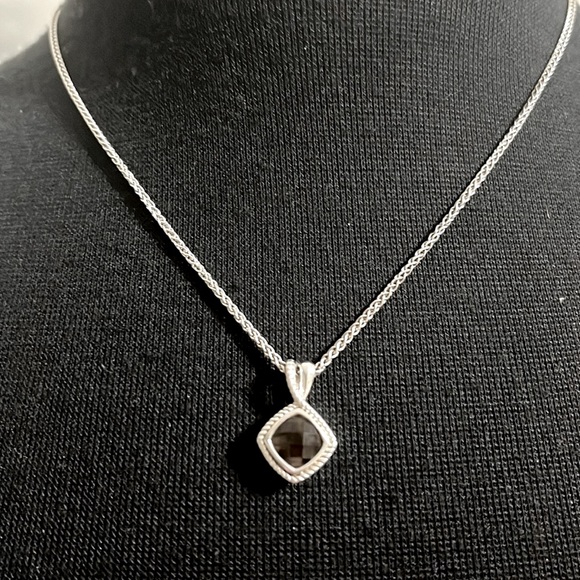 Smokey brown quartz stone encased in a white gold pendant sterling silver chain - Picture 3 of 5